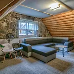 Alojamento de Acomodação e Pequeno-almoço Na Skarpie 3*