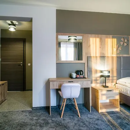 Na Skarpie فندق مبيت وإفطار 3*